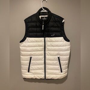 Hollister vest